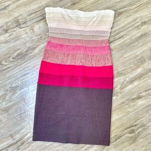 Stunning Marciano bandage style tube strapless bar dress w party vibe